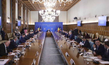 Parlamentari ai PSD și AUR, scrisoare comună pentru Ilie Bolojan: „Soluțiile adoptate în Educație pot avea efecte negative”