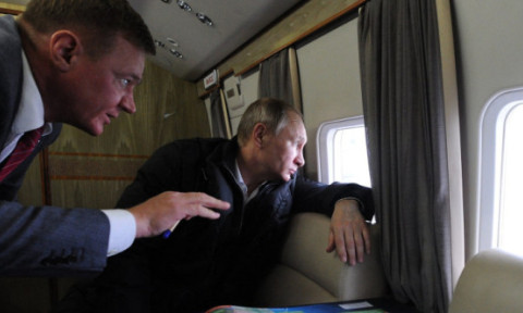 Fostul ministru rus Roman Starovoit a fost găsit mort la câteva ore după ce a fost demis de Vladimir Putin
