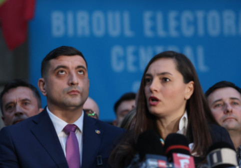 De câte semnături mai are nevoie AUR pentru a depune moțiunea de cenzură. Anunțul lui George Simion și ce spune Anamaria Gavrilă