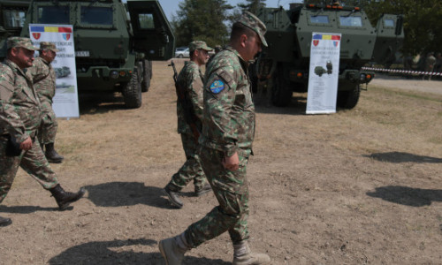 Ionuț Moșteanu anunță serviciul militar voluntar de 4 luni. „Degeaba ne înzestrăm, dacă în 10-15 ani nu are cine să apese pe buton”