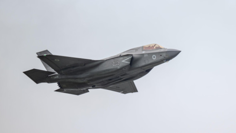 Tehnologia secretă a unuia dintre cele mai avansate avioane, în pericol: un F-35 al Marii Britanii este blocat în India de o lună