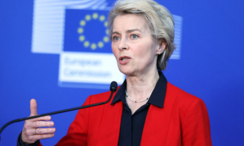Rezultatul moțiunii de cenzură împotriva Ursulei von der Leyen. Ce au votat europarlamentarii
