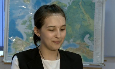 „Nu m-am dat bătută”. Povestea tinerei nevăzătoare care a luat BAC-ul. Un accident stupid i-a luat vederea în urmă cu un an