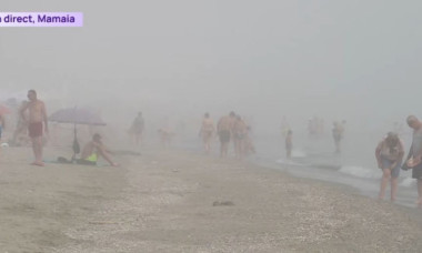 Imagini spectaculoase de pe litoral: O ceață densă a cuprins plajele din Mamaia și Vama Veche