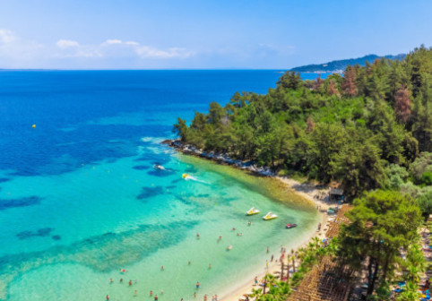 Un român în vârstă de 37 de ani a murit în Thassos. El se afla în vacanță alături de soție și de cei trei copii