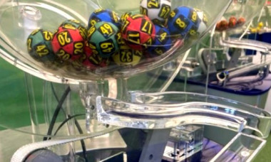 Cine este bărbatul care a câștigat peste 9,6 milioane de euro la Loto 6/49, al doilea cel mai mare premiu din istoria Loteriei