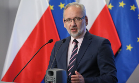 „Moarte trădătorilor patriei”. Fostul ministru polonez al sănătăţii a fost bătut din cauza măsurilor sale din pandemia de COVID-19