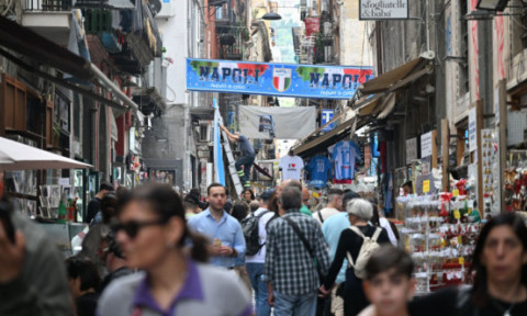 „Napoli este mort!”: Fenomentul care distruge centrul istoric al orașelor din Italia