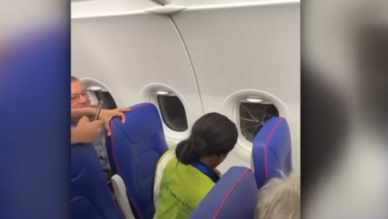 VIDEO Panică în timpul unei curse Londra–Bacău, după ce un geam spart din avion a fost lipit cu scotch: „Unul simplu, la 2 lei”