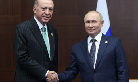 Erdogan l-a informat pe Putin care este poziția Turciei în viitoarele negocieri de pace pentru Ucraina