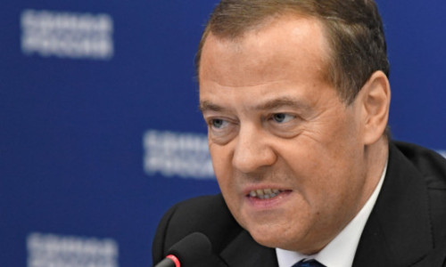 Medvedev îl amenință pe Zelenski cu bomba nucleară: „Un adăpost antiaerian nu-l va proteja. Și americanii să țină cont de asta”