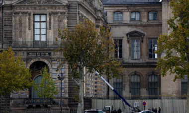 Jaful uriaș de la Luvru, „un șoc” care capătă dimensiuni politice. Bijuteria celebră care a rămas neatinsă