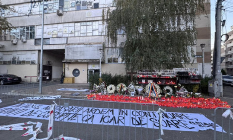 VIDEO. Momentul în care jandarmii îl amendează cu 3,000 de lei pe organizatorul marșului de comemorare Colectiv