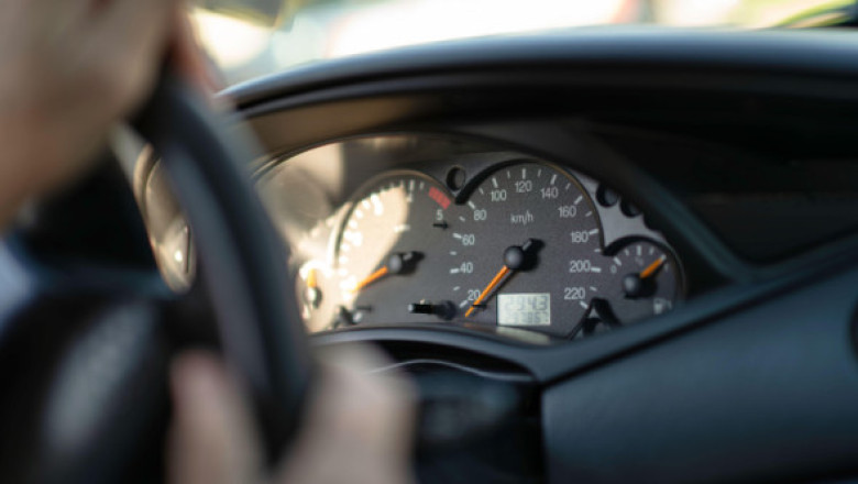 Răsturnare de situație în cazul accidentului auto de pe A2: femeia găsită moartă era decedată de ore bune. Ce s-a întâmplat