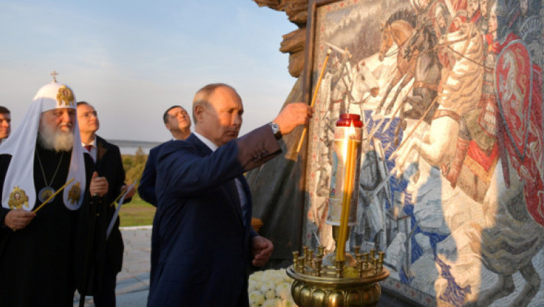 ANALIZĂ Feriți-vă de anglo-saxoni! De ce Rusiei îi place să invoce un trib medieval când vorbește despre Occident