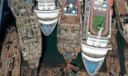 „Cimitirul” vaselor de croazieră: Unde au ajuns unele dintre cele mai mari nave de pasageri din lume, după pandemia de COVID-19