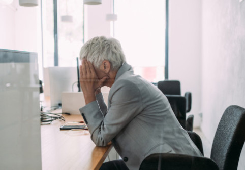 Concedierile de la stat, scandal național. Soluția de compromis vehiculată în Coaliție împarte bugetarii în două tabere