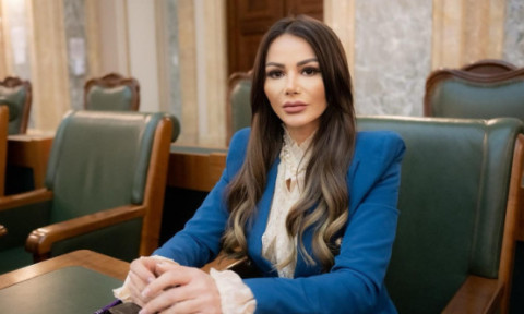 Senatoarea POT Valentina Aldea a fost atacată cu ranga de o altă femeie. Agresoarea a fost reținută pentru 24 de ore