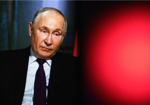 Arhitecții Teoriei haosului: Cum folosesc experții pro-Kremlin turbulențele geopolitice pentru a justifica războiul Rusiei din Ucraina