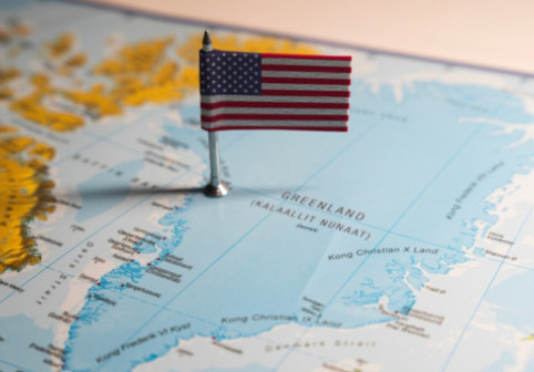 „Tăceţi din gură”. Apropiat al lui Donald Trump, răbufnire la adresa liderilor europeni pe tema Groenlandei: „M-am săturat”