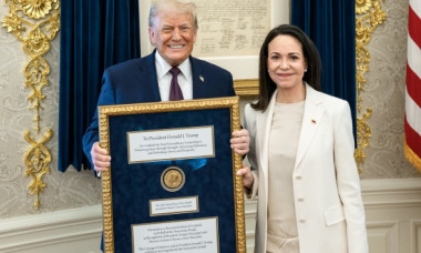 „Jenant, e lipsă de respect”. Indignare în Norvegia, după ce Maria Corina Machado i-a dat lui Trump medalia Premiului Nobel pentru Pace