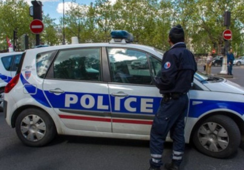 Încă un caz șocant în Franţa: Un copil de 5 ani a fost drogat şi violat de 10 bărbaţi, inclusiv de tatăl său