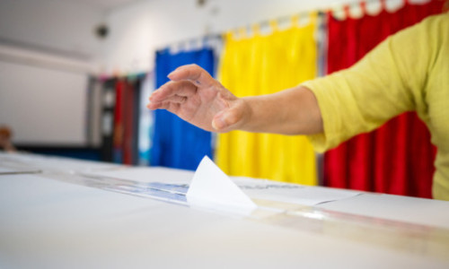 Acuzații dintr-un raport de lucru al unei comisii din Congresul SUA: Comisia Europeană ar fi intervenit în alegerile din România