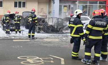 Cum s-a întâmplat cumplita tragedie din București: De ce a murit femeia în mașina electrică arsă ca o torță, iar soțul ei a scăpat