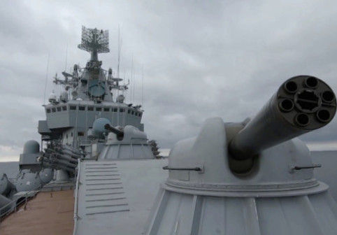 Una dintre cele mai mari țări din lume a trimis nave de război pentru a-și proteja petrolierele în Strâmtoarea Ormuz