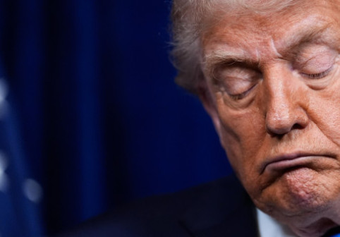 Fractură în baza de susținători MAGA. Figuri cheie din ambele tabere ale mișcării îl critică pe Donald Trump