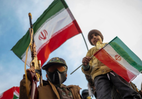 Măsuri disperate în Iran înaintea unei posibile invazii terestre. Teheranul a început recrutarea copiilor