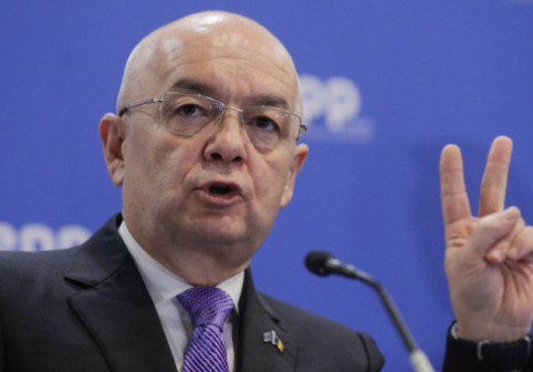 Emil Boc, mesaj pentru PSD și Opoziție. Cine trebuie să pună noul Guvern