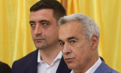 În ce condiții ar putea deveni Georgescu premier într-un „guvern de reconciliere națională”. Anunțul lui Simion
