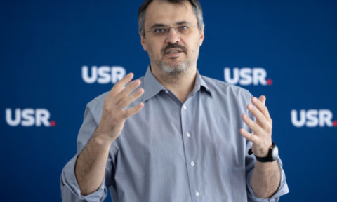 „Mai bine mi-aș tăia mâna decât să îl votez pe Predoiu premier”. Cristian Ghinea (USR) vorbește despre un puci în PNL