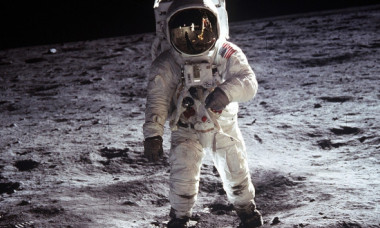 Dosarele OZN. Astronauții americani dezvăluie ce fenomene neobișnuite au observat în timpul misiunilor pe Lună