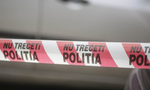 O femeie din Cluj a murit apărându-și fiica de fostul iubit, pe numele căruia era ordin de protecție