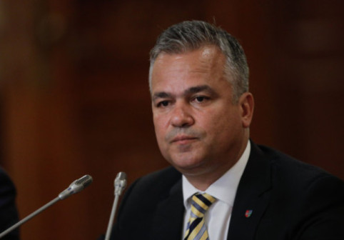 Ce miniștri pregătește Adrian Veștea? Anunțul momentului despre noul Guvern și programul politic