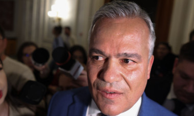Negocieri pentru guvernul Veștea: politicienii cer ministere în schimbul votului. Ce portofoliu ar ținti Anamaria Gavrilă (surse)