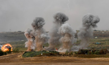 CNN: Rusia are trupe şi armament la graniţa cu Ucraina suficiente pentru un război „blitzkrieg” de 7-10 zile