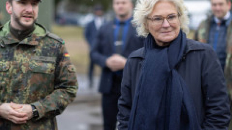 Germania nu livrează arme Ucrainei, în schimb donează un spital de campanie. Ministrul Apărării: „Suntem alături de Kiev”