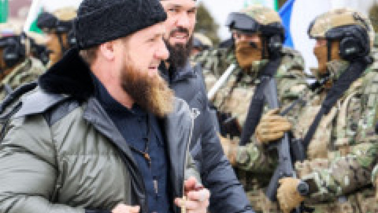 „Trimiteți gunoaiele astea desculțe pe front!” Kadîrov și „Bucătarul lui Putin”, furioși pe generalii ruși pentru înfrângerea din Liman