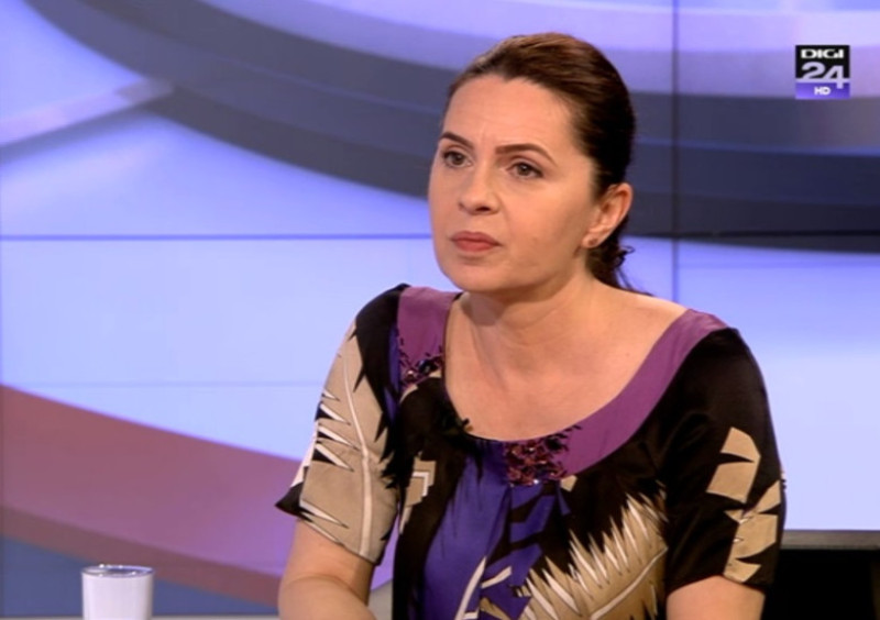 adriana-saftoiu-1