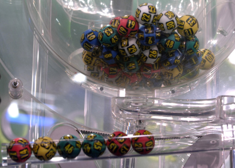 BANI PIERDUTI LOTO agerpres 2