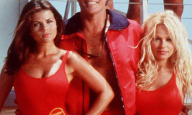 Actriță celebră din „Baywatch”, pozată la 17 ani după ce s-a retras din viața publică. Este incredibil cum arată acum