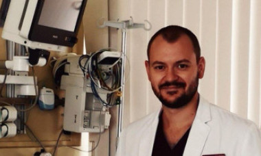 Mărturia unui medic militar: Pacienții ridică mâinile, cuvintele le rămân în gât. Mă uit la monitoare, apoi mai sus, spre Dumnezeu