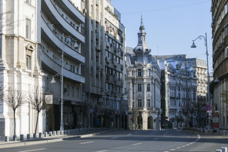 Calea Victoriei, goală, în timpul pandemiei de coronavirus, Bucureşti, România