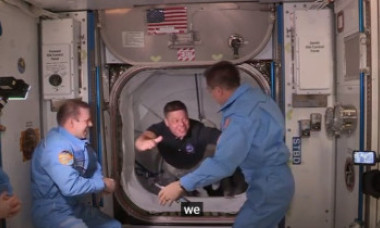 VIDEO. Momentul emoționant al întâlnirii astronauților misiunii SpaceX cu colegii de pe Stația Spațială Internațională