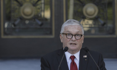 Fost ambasador SUA în România, palmă grea pentru Simion: „El cu adevărul nu s-a întâlnit în viața lui”