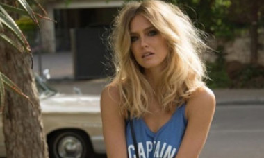 Unul dintre "îngerii" Victoria's Secret a ajuns să lucreze într-un centru pentru persoane cu dizabilități