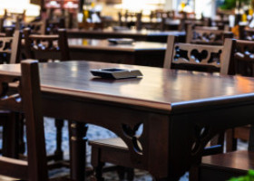 Patronul unui restaurant italian a descoperit cum poate fenta restricțiile COVID-19 fără să încalce legea